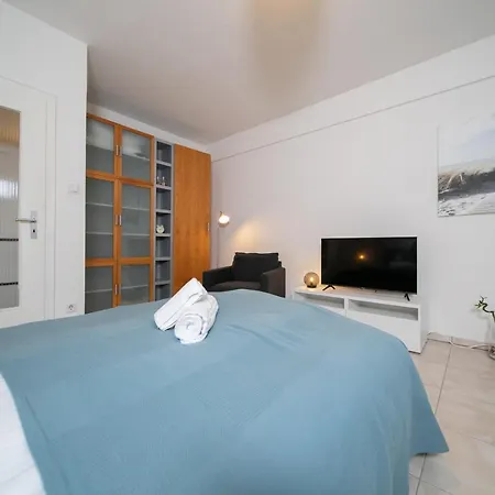 Blue - Zentral Und Gut Angebunden Appartement