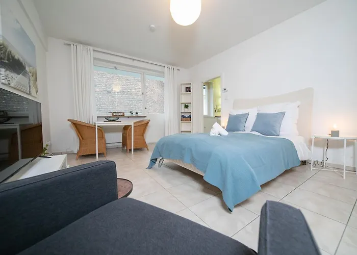 Appartement Blue - Zentral Und Gut Angebunden