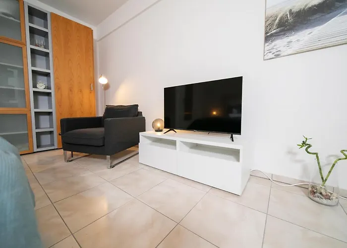 Blue - Zentral Und Gut Angebunden